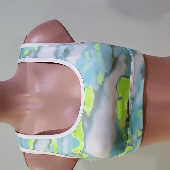 🤑FOR BUNDLES ONLY 🤑 FILA SPORT BRA - Picture 1 of 6